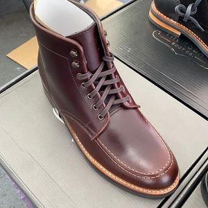 Thursday Diplomatic Boot